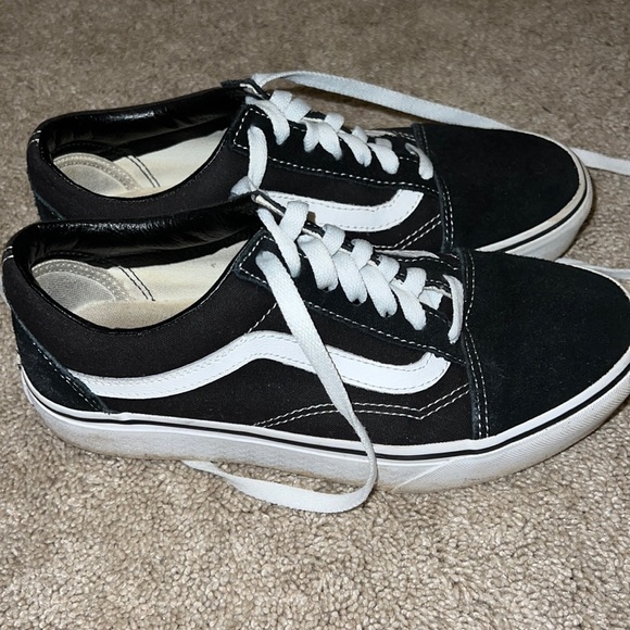 Vans Shoes - Black platform vans- women’s size 7.5.